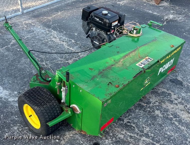 image for item EV1979 John Deere CP48 Core pulverizer