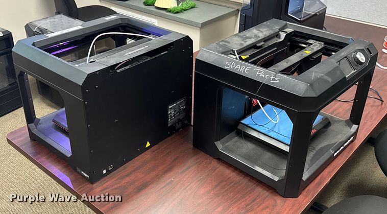 image for item EV1980 (2) MakerBot Replicator 3D printers