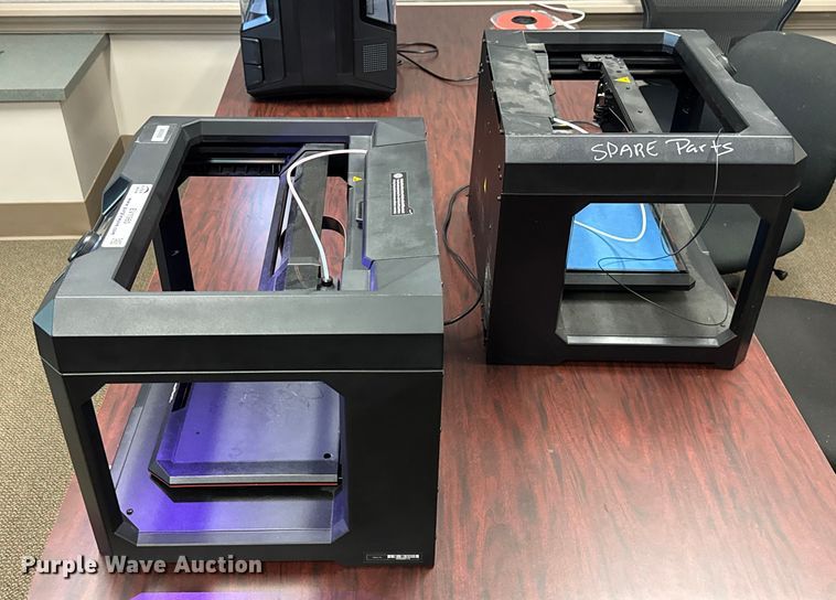 image for item EV1980 (2) MakerBot Replicator 3D printers