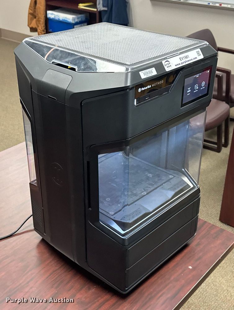 image for item EV1981 MakerBot Method 3D printer