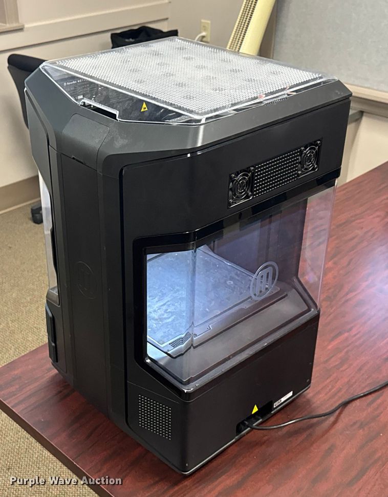 image for item EV1981 MakerBot Method 3D printer