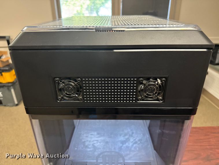 image for item EV1981 MakerBot Method 3D printer