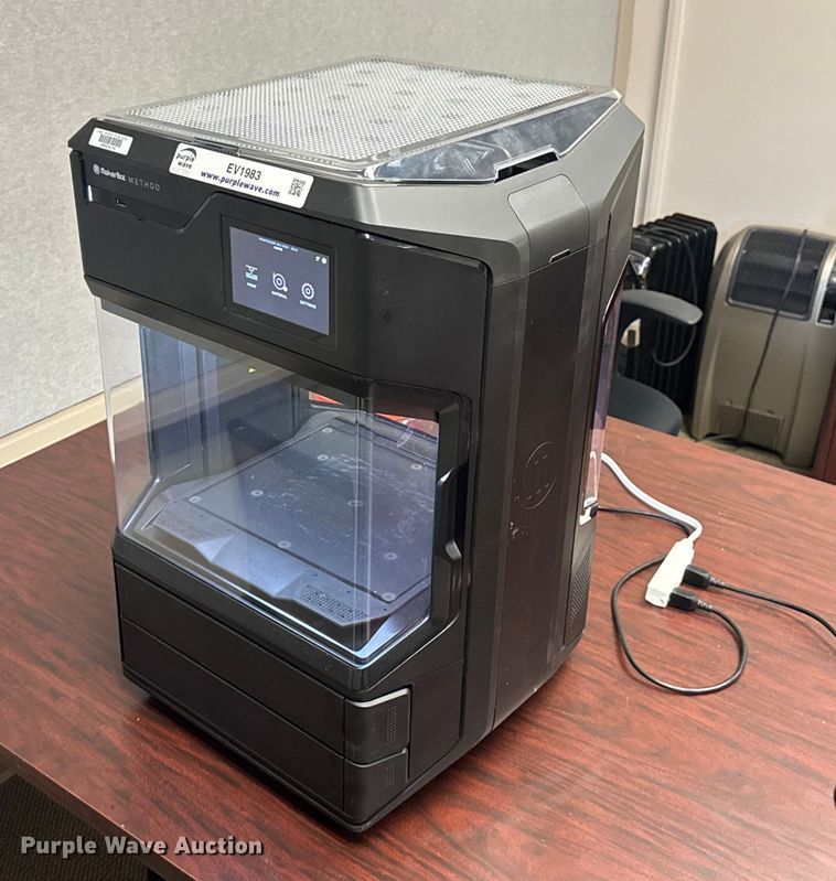 image for item EV1983 MakerBot Method 3D printer