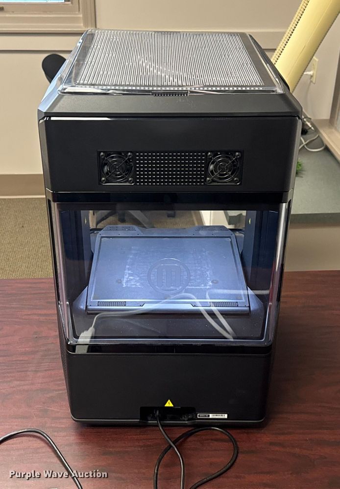 image for item EV1983 MakerBot Method 3D printer