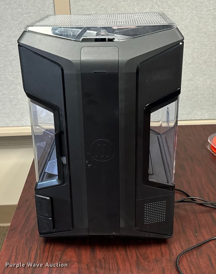 image for item EV1983 MakerBot Method 3D printer