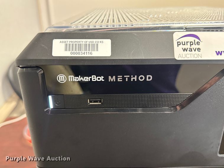 image for item EV1983 MakerBot Method 3D printer