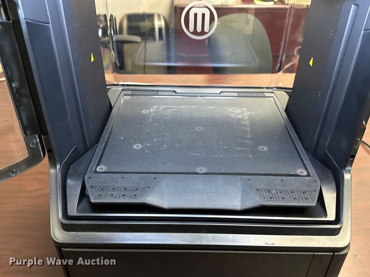 image for item EV1983 MakerBot Method 3D printer