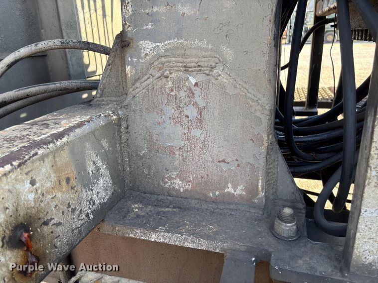 image for item EV3033 2000 Sterling LT7501 grapple truck