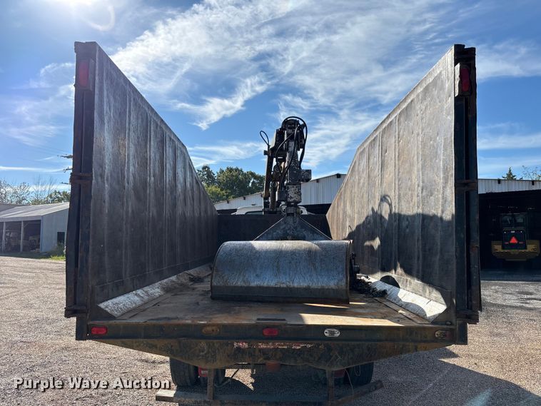 image for item EV3033 2000 Sterling LT7501 grapple truck