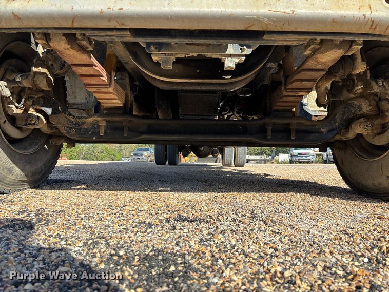 image for item EV3033 2000 Sterling LT7501 grapple truck