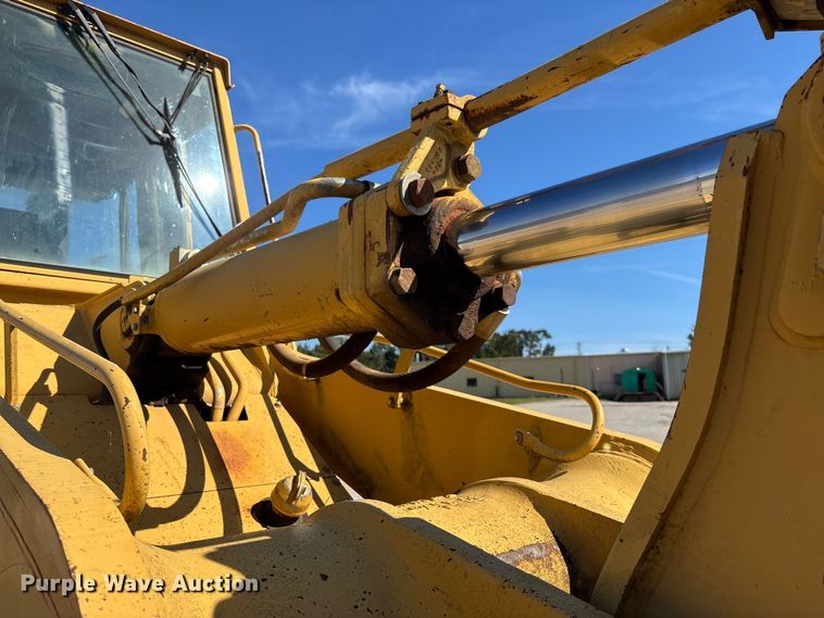 image for item EV3035 1997 Caterpillar 963B track loader