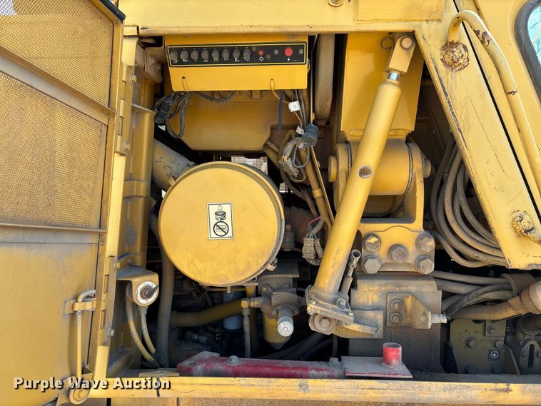image for item EV3035 1997 Caterpillar 963B track loader