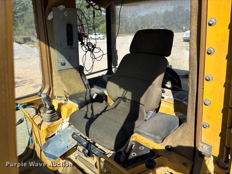 image for item EV3035 1997 Caterpillar 963B track loader