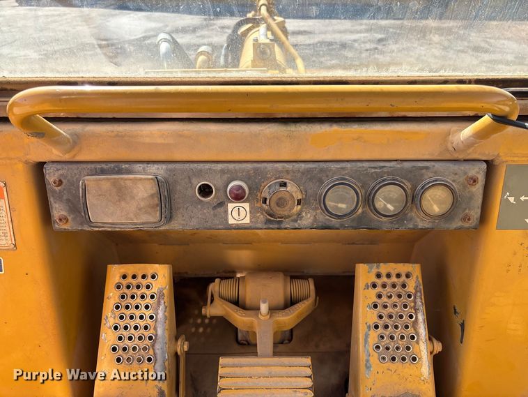 image for item EV3035 1997 Caterpillar 963B track loader