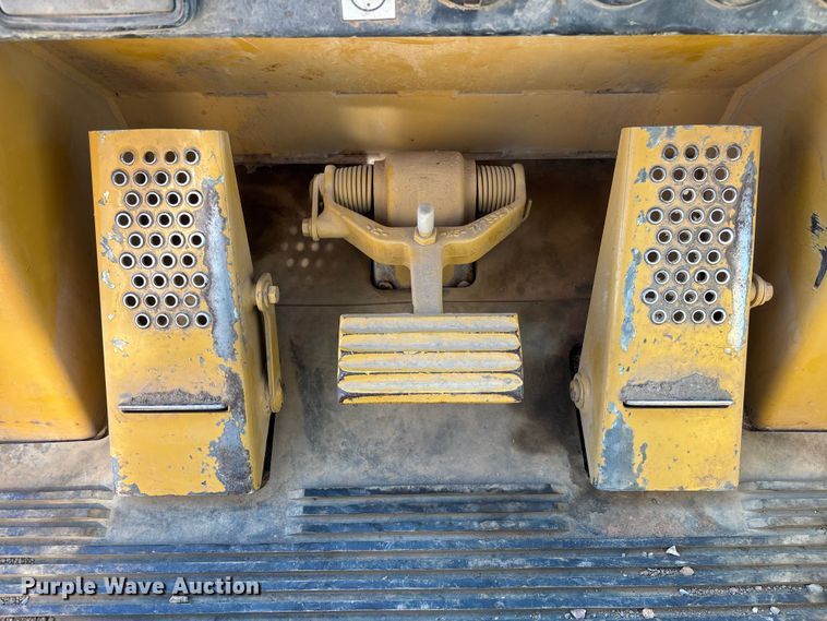 image for item EV3035 1997 Caterpillar 963B track loader