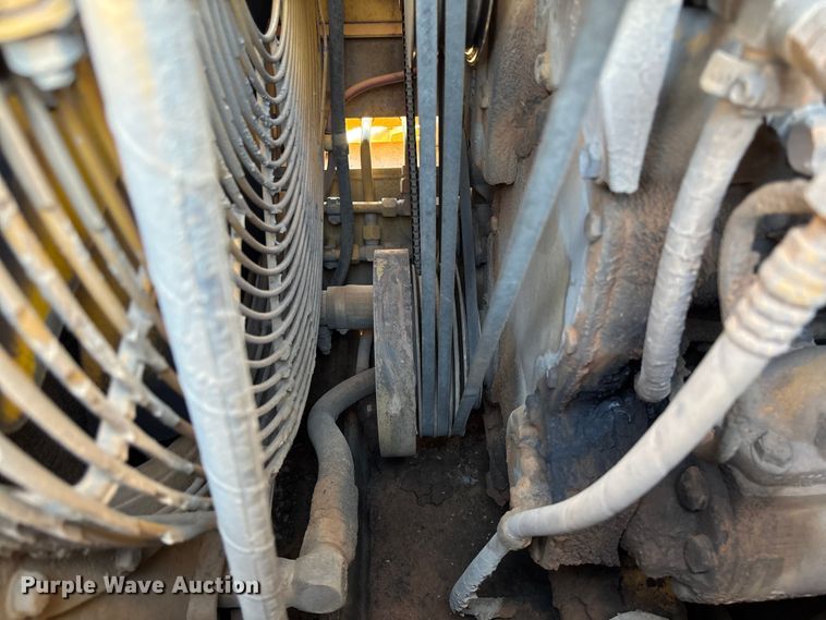 image for item EV3035 1997 Caterpillar 963B track loader