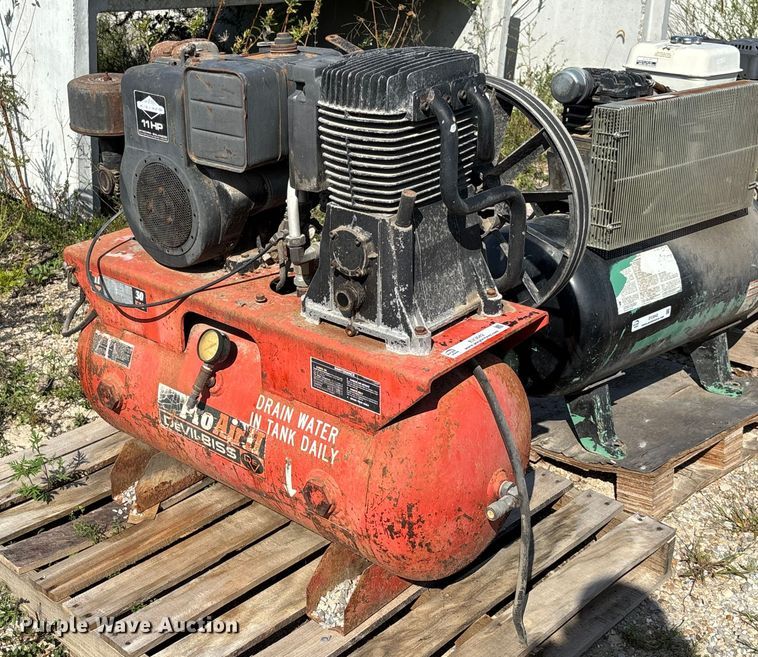 image for item EV3042 Devilbiss Pro Air 2 air compressor