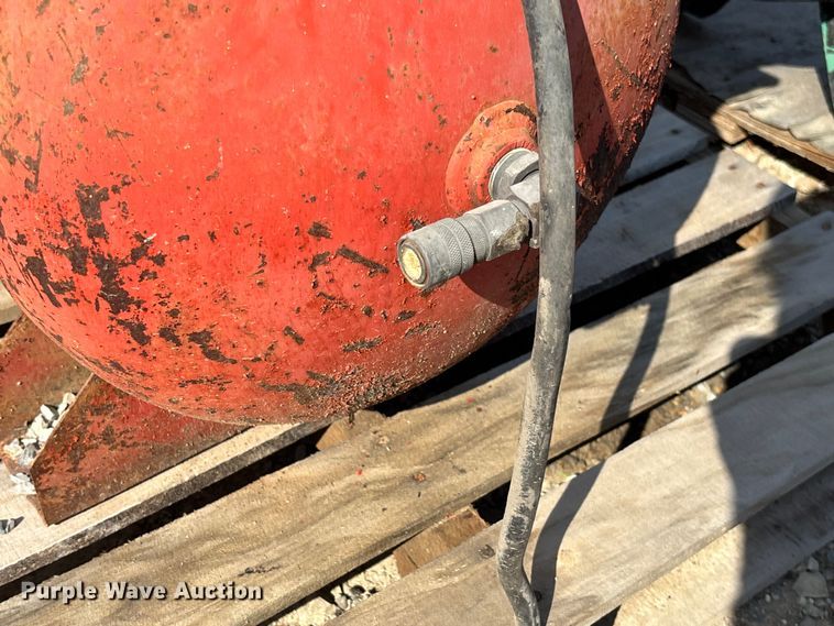 image for item EV3042 Devilbiss Pro Air 2 air compressor