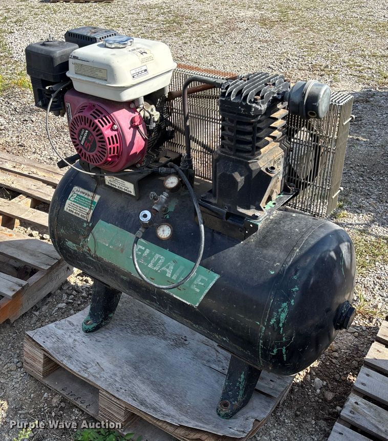 image for item EV3043 Speedaire air compressor