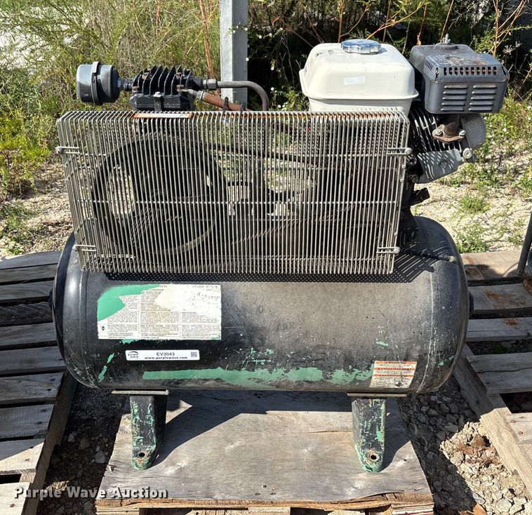 image for item EV3043 Speedaire air compressor