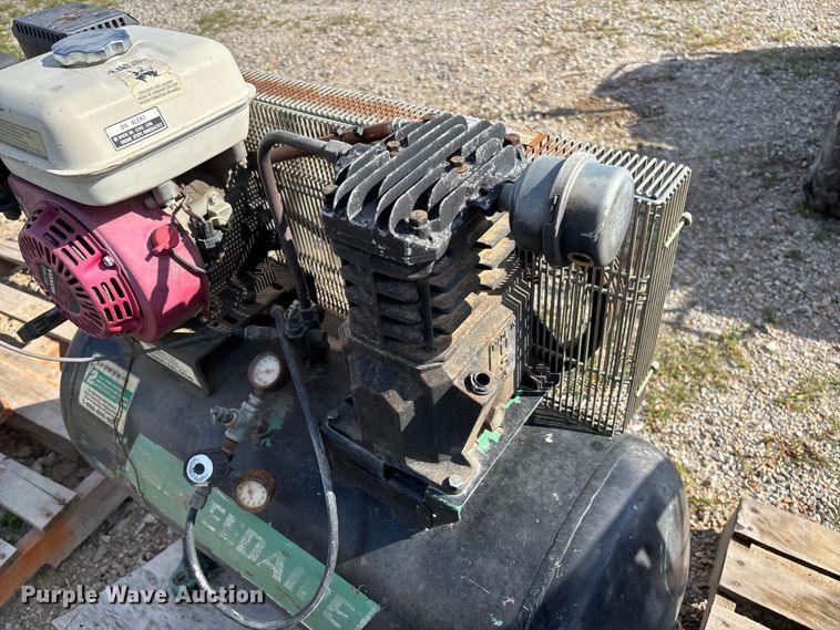 image for item EV3043 Speedaire air compressor