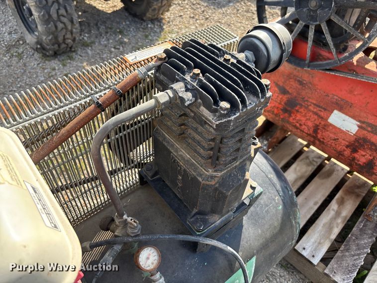 image for item EV3043 Speedaire air compressor