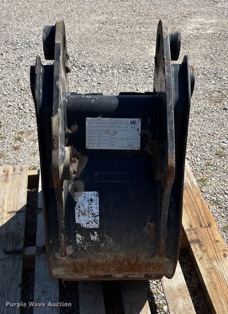 image for item EV3046 Caterpillar 18