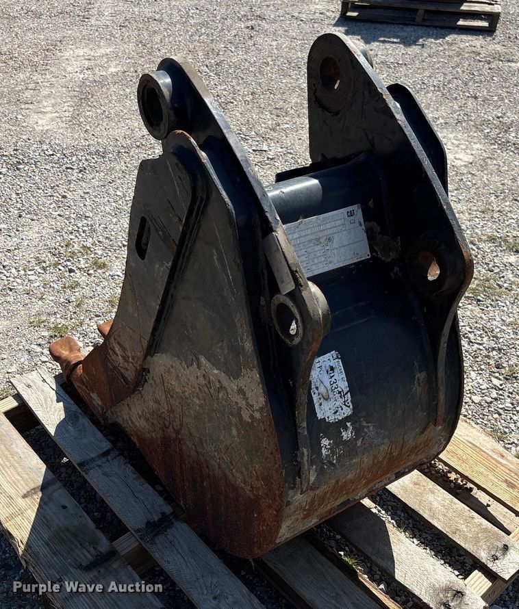 image for item EV3046 Caterpillar 18