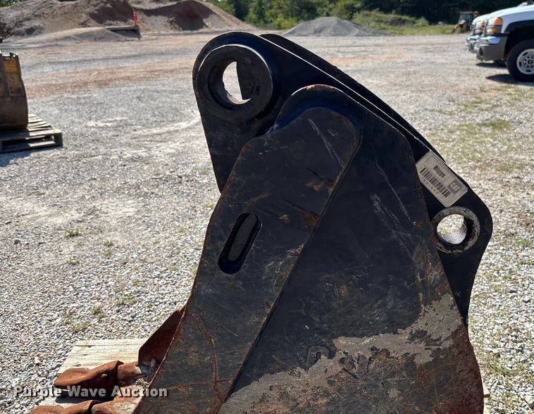 image for item EV3046 Caterpillar 18