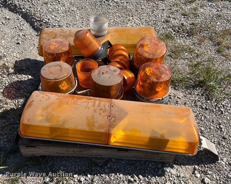 image for item EV3049 Emergency lights