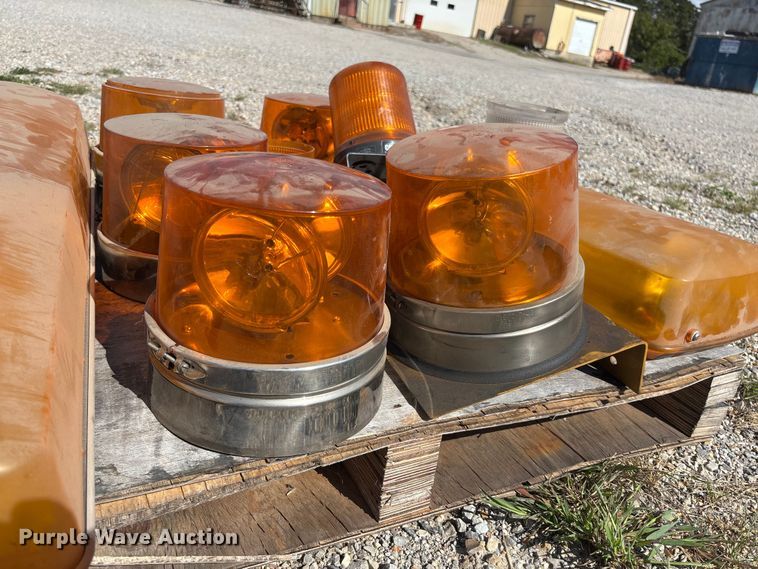 image for item EV3049 Emergency lights