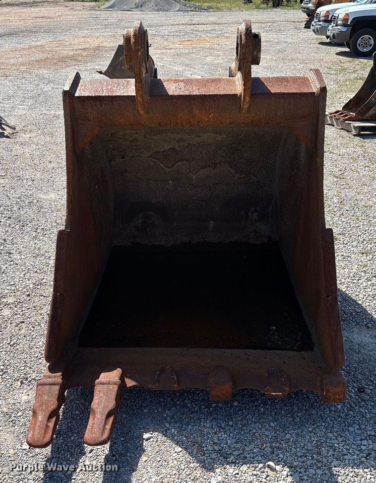 image for item EV3051 Strickland EC240 excavator bucket
