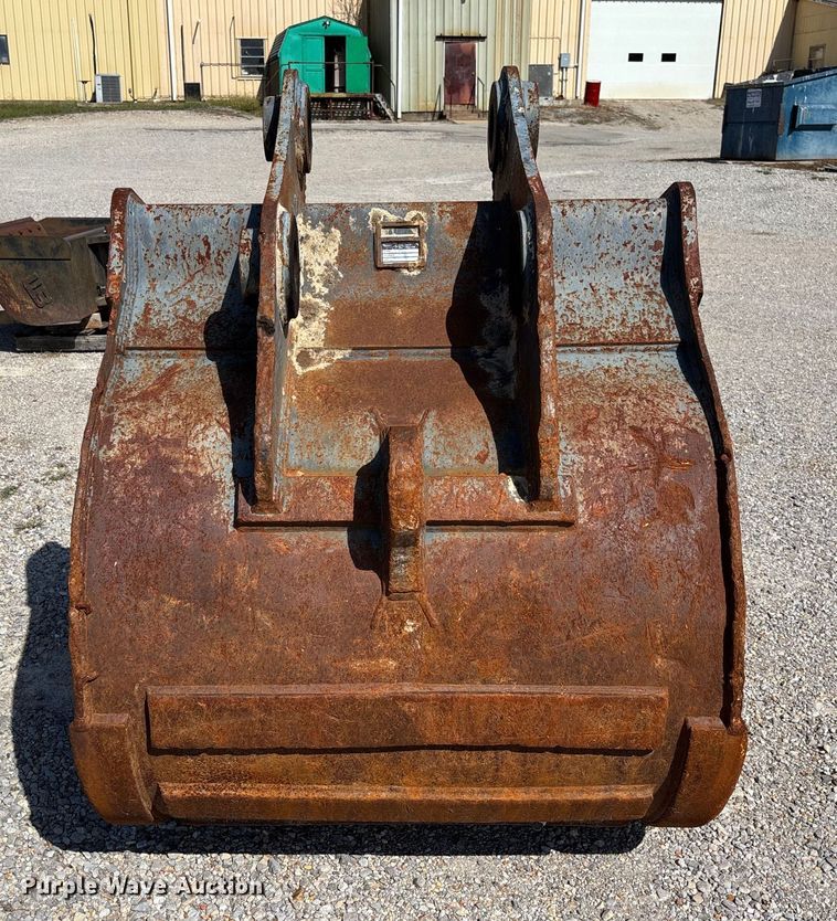 image for item EV3051 Strickland EC240 excavator bucket