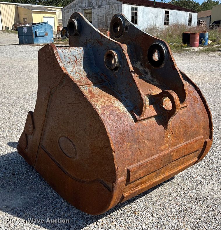 image for item EV3051 Strickland EC240 excavator bucket