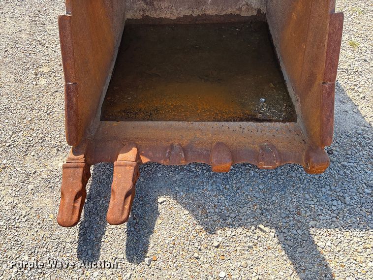 image for item EV3051 Strickland EC240 excavator bucket