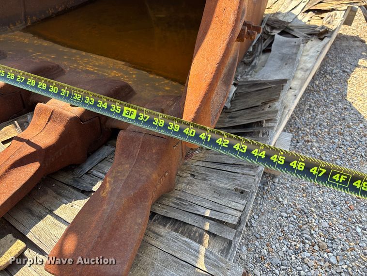 image for item EV3052 CP 40