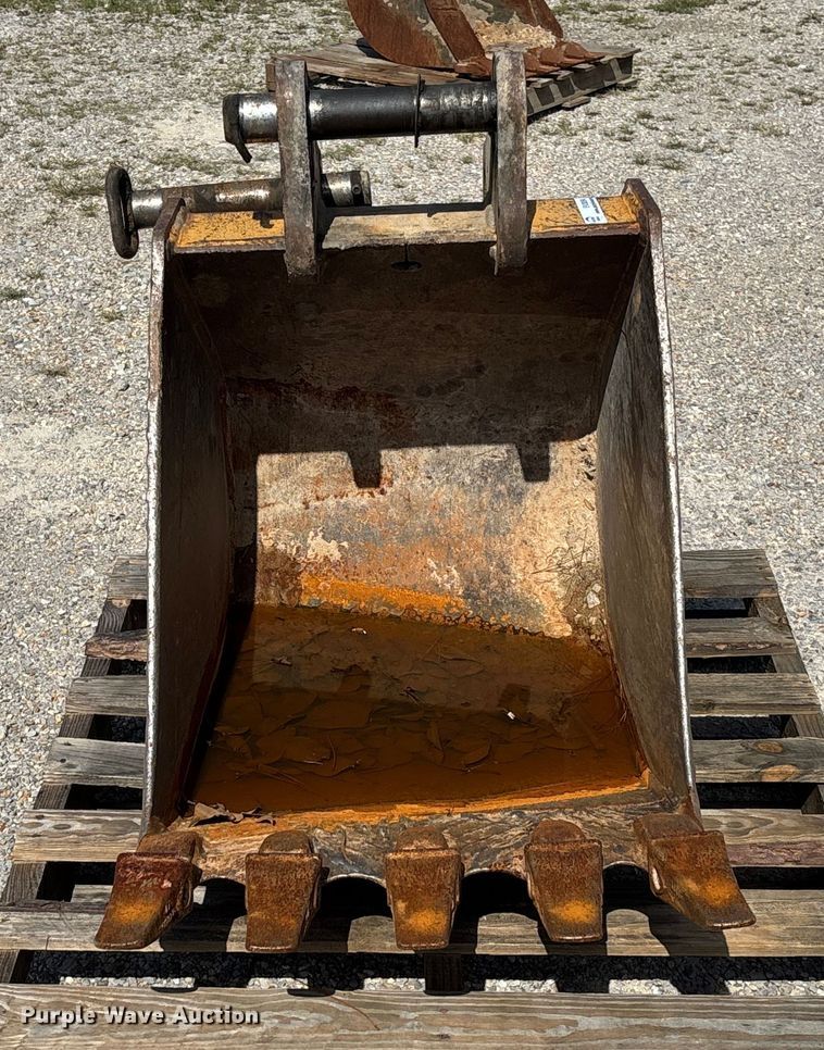 image for item EV3054 TAG 24