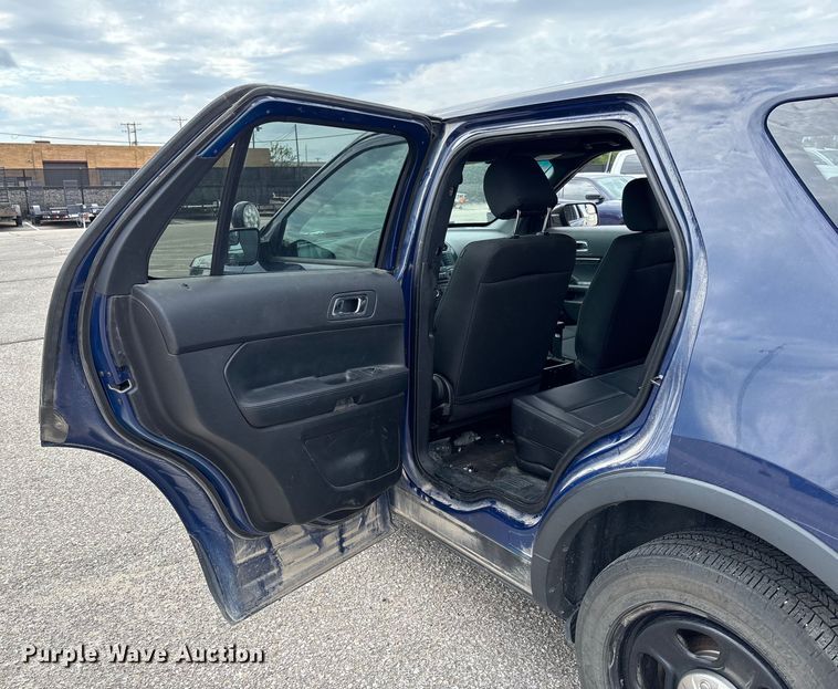 image for item EV3063 2017 Ford Explorer Police Interceptor SUV