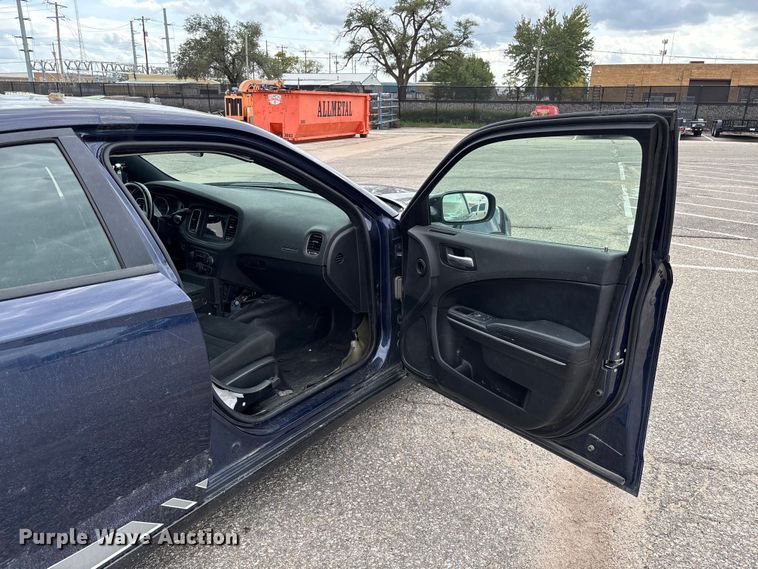 image for item EV3064 2019 Dodge Charger Police 