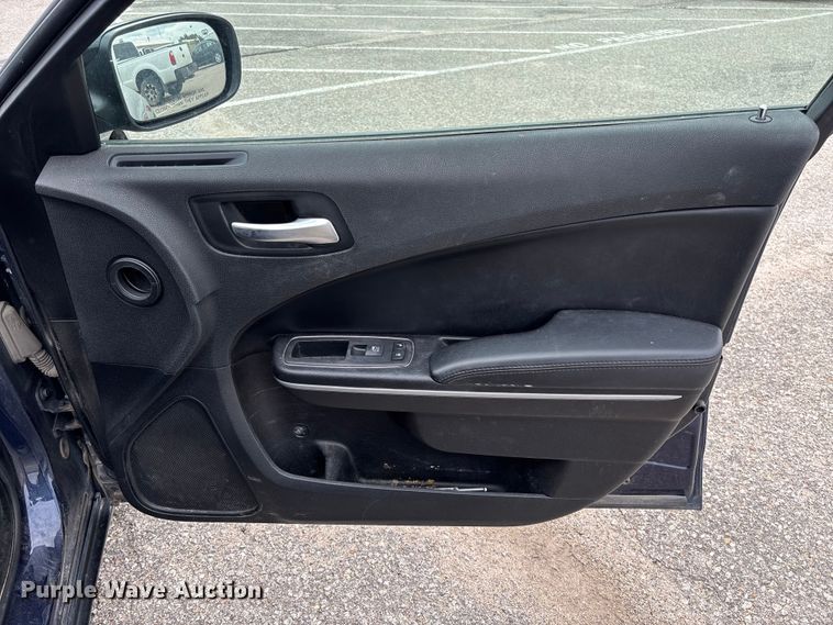 image for item EV3064 2019 Dodge Charger Police 