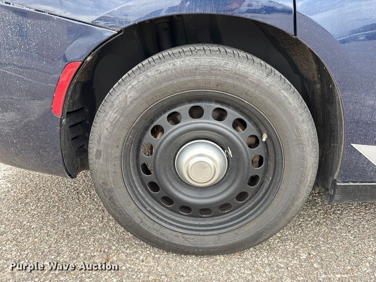 image for item EV3064 2019 Dodge Charger Police 