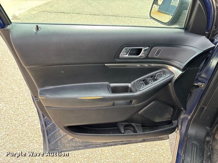 image for item EV3065 2017 Ford Explorer Police Interceptor SUV