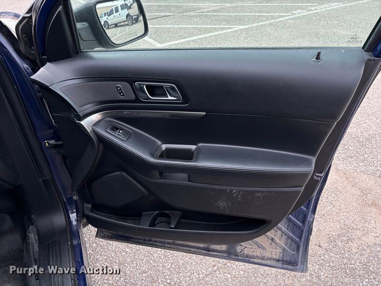 image for item EV3065 2017 Ford Explorer Police Interceptor SUV