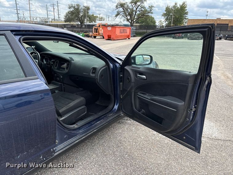 image for item EV3066 2018 Dodge Charger Police 