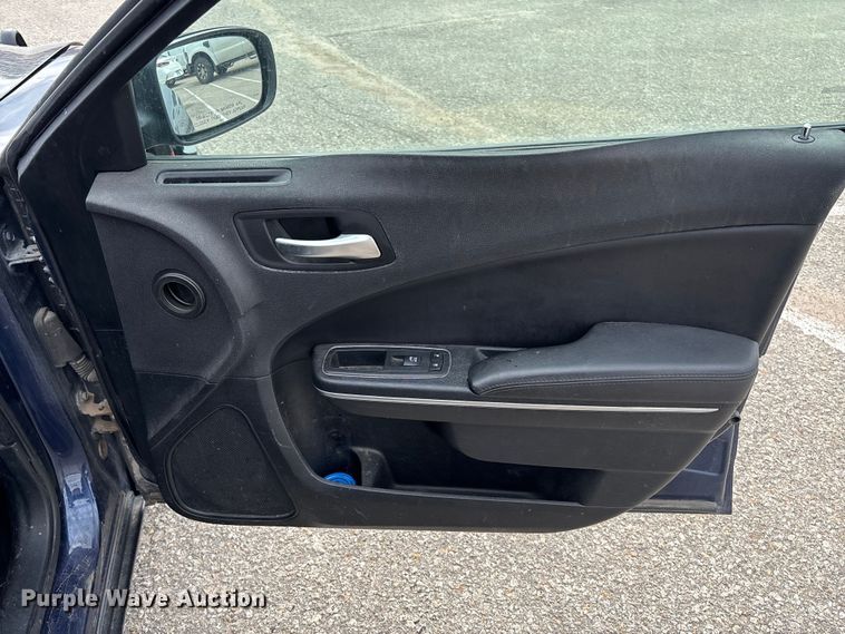 image for item EV3066 2018 Dodge Charger Police 