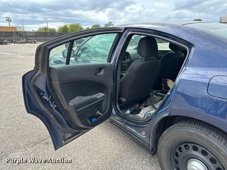 image for item EV3066 2018 Dodge Charger Police 