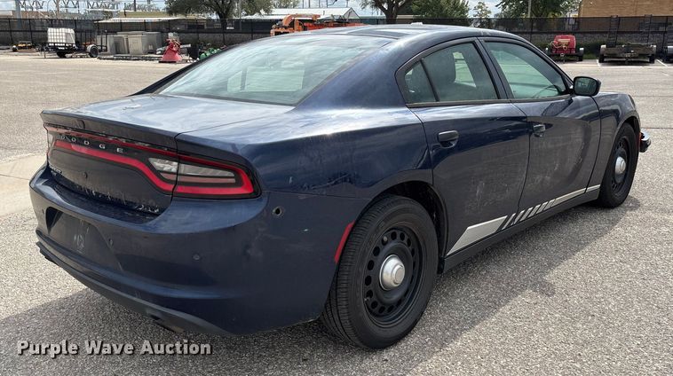 image for item EV3067 2017 Dodge Charger Police 