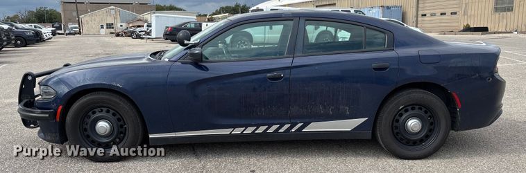 image for item EV3067 2017 Dodge Charger Police 