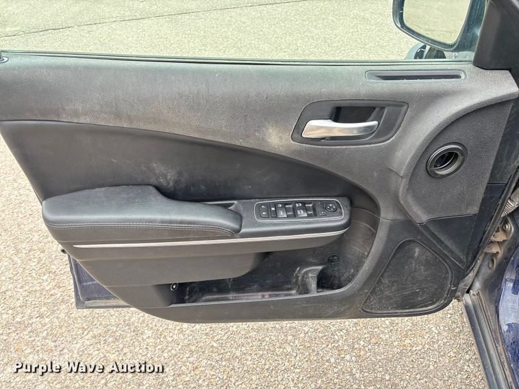 image for item EV3067 2017 Dodge Charger Police 