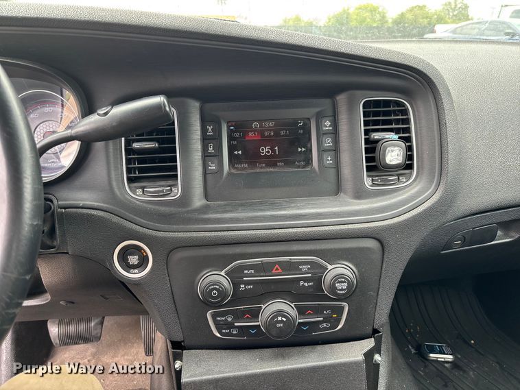 image for item EV3067 2017 Dodge Charger Police 